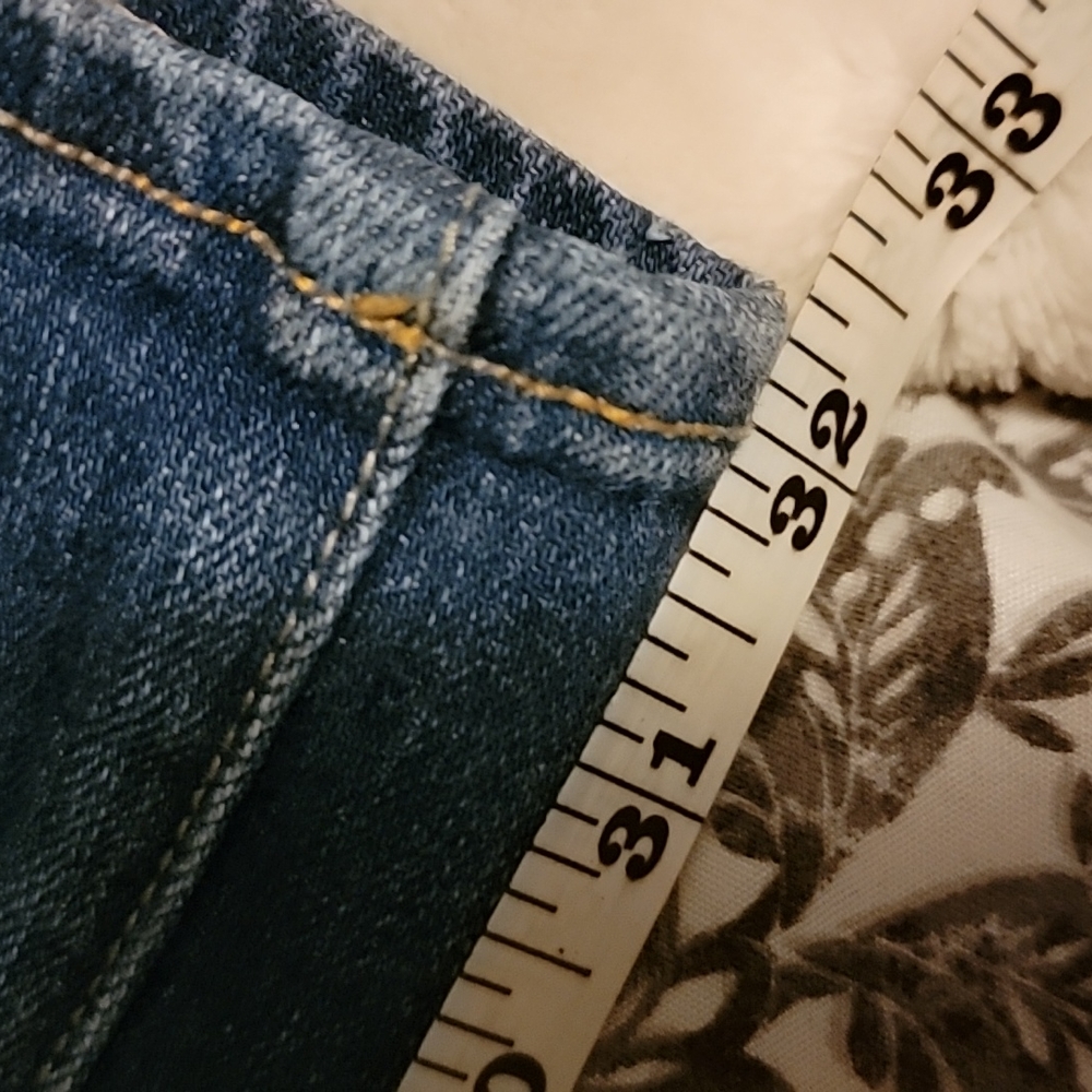Jeans - Picture 8 of 8